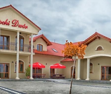 Potocki Dwor Hotel Jedrzejow Ngoại thất bức ảnh